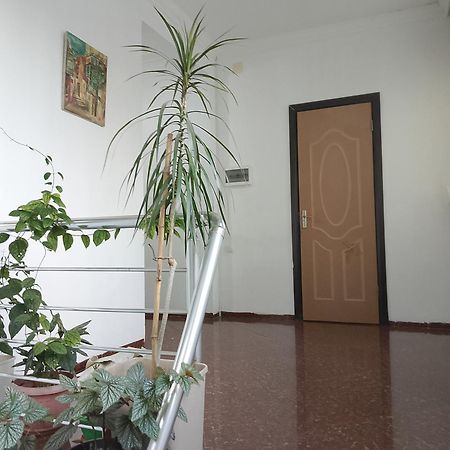 A Pousada Jesis Batumi Exterior foto